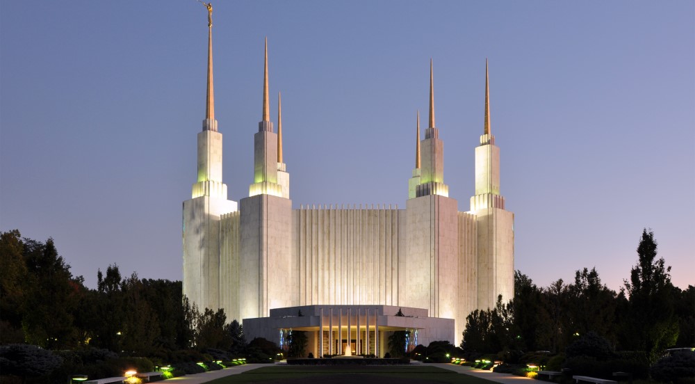 Templo Mormón de Washington DC - Viviendo en Arlington